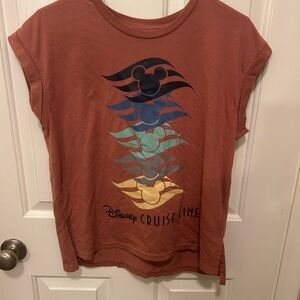 Disney Women's Rust Short Sleeve Tee with Graphic